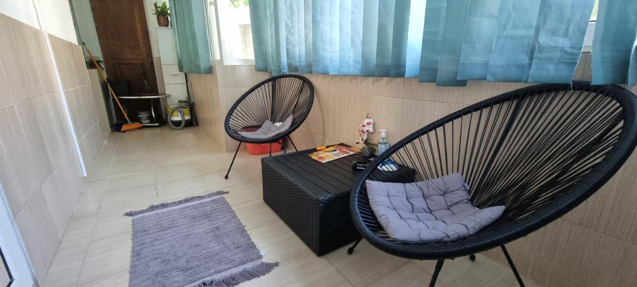 Ilona Apartament 3 Camere Râmnicu Vâlcea Exterior foto