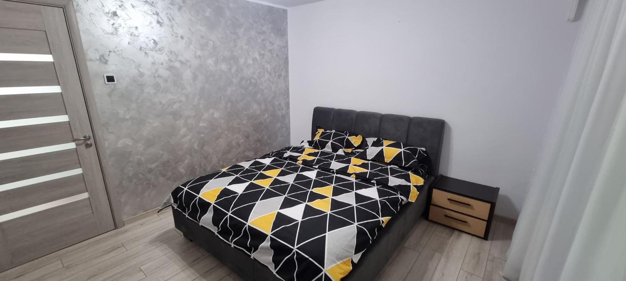 Ilona Apartament 3 Camere Râmnicu Vâlcea Exterior foto